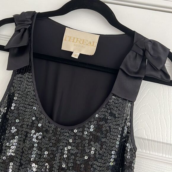 THREAL social 100% silk outgoing top black sequins bows Sz 2 - Picture 1 of 11